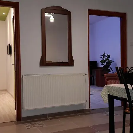 Lejlighed Diana Apartmanhaz