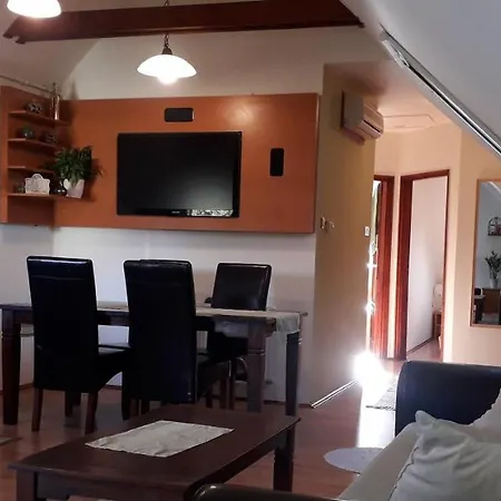 Diana Apartmanhaz Keszthely