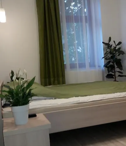 Apartment Diana Apartmanhaz *