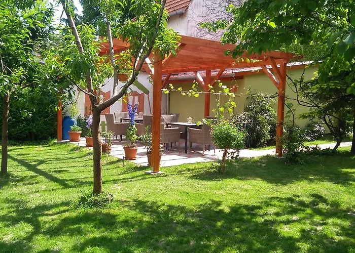Diana Apartmanhaz